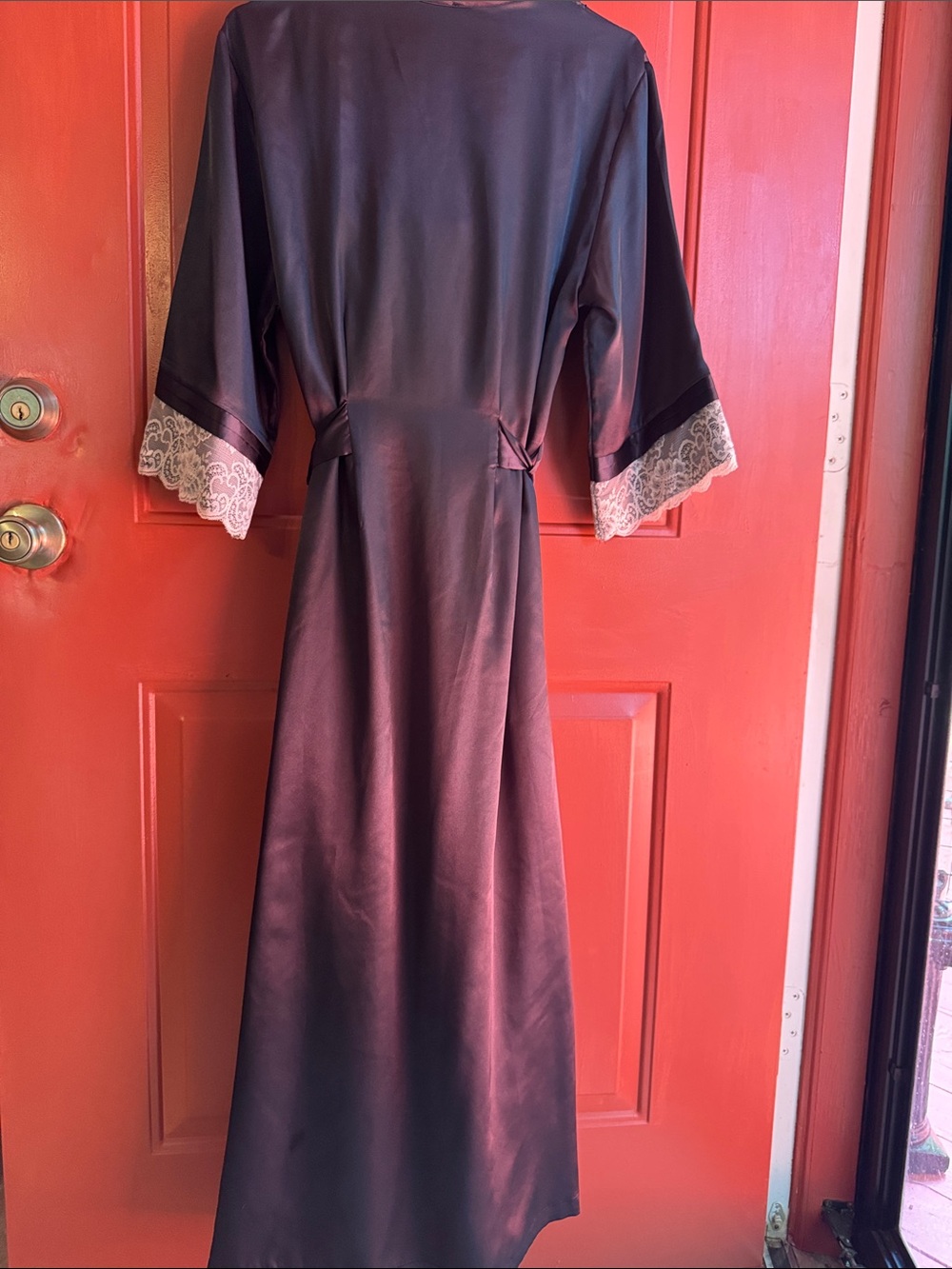Jones New York Black Satin Robe & Chemise Set with Cream Lace - Picture 5 of 14